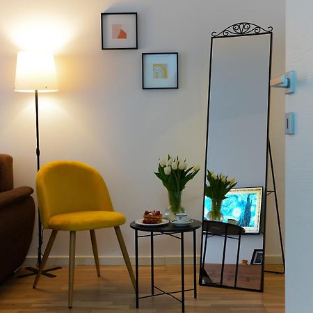 Amalia - Quiet 1Br Apartment With Parking & Wi-Fi Букурещ Екстериор снимка