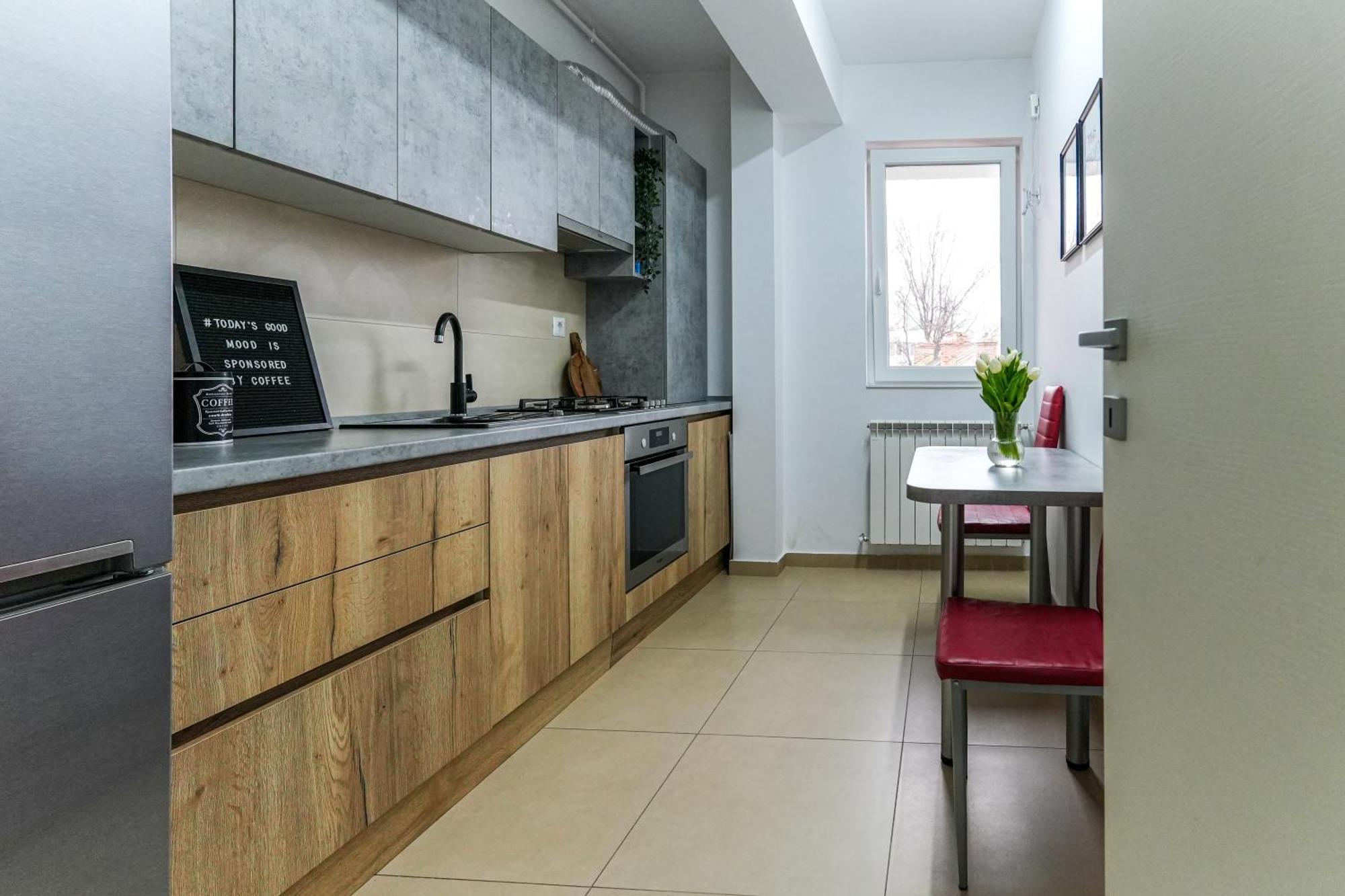 Amalia - Quiet 1Br Apartment With Parking & Wi-Fi Букурещ Екстериор снимка