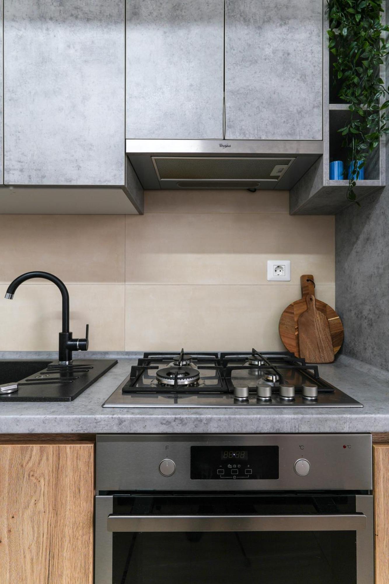 Amalia - Quiet 1Br Apartment With Parking & Wi-Fi Букурещ Екстериор снимка